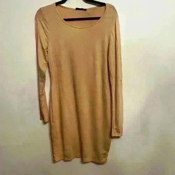 Missguided peach bodycon  dress - Picture 1 of 3